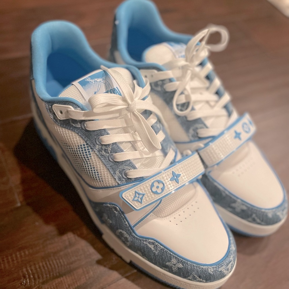 Brand New Louis Vuitton Men LV TRAINER SNEAKER in DENIM.